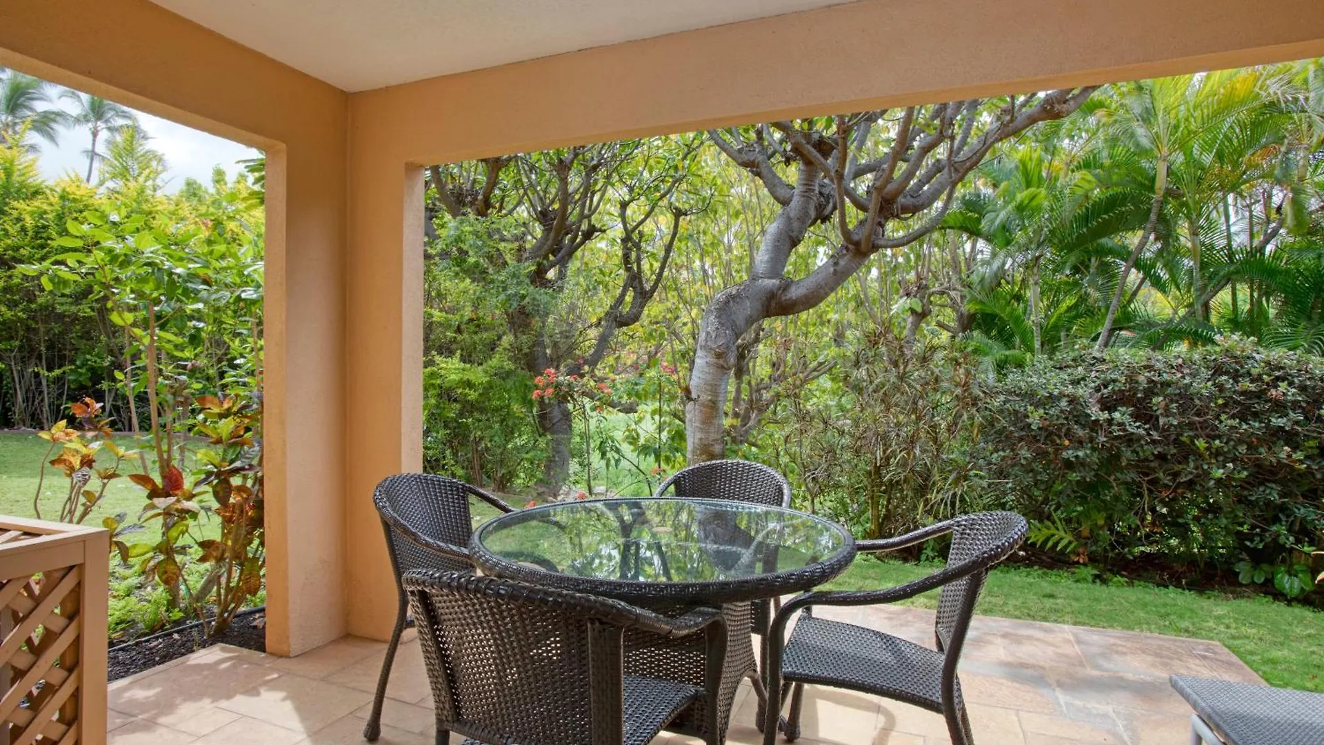 *** Resort Wailea Ekahi Village - Coraltree Residence Collection United States